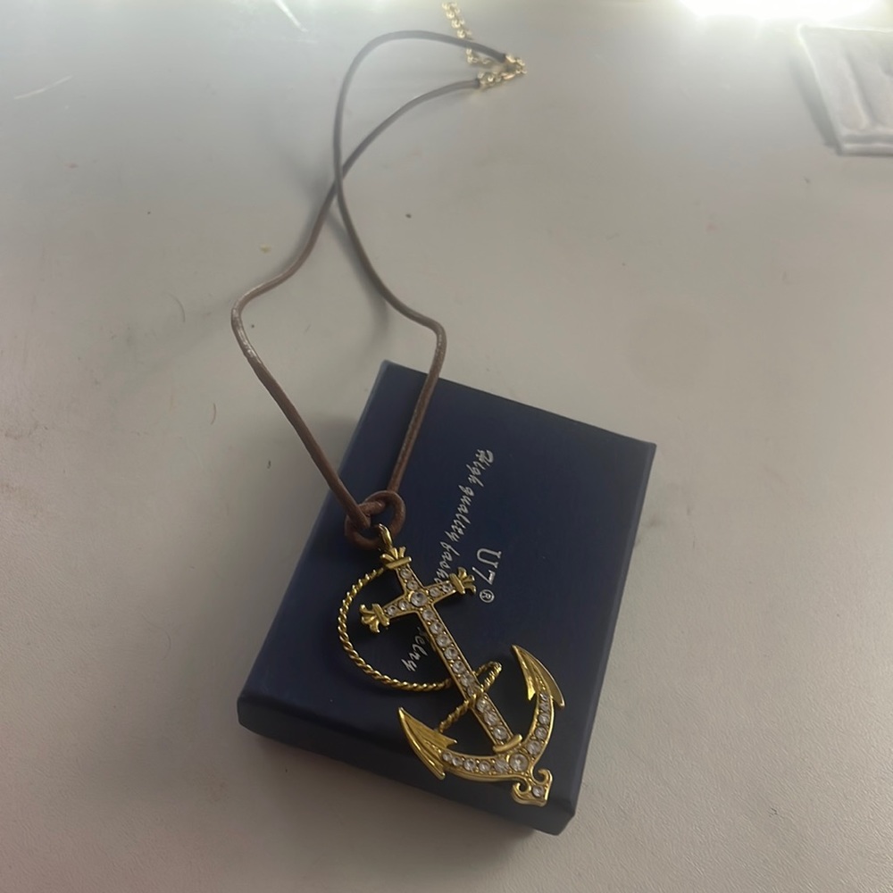 Pav Diamond Anchor Charm Necklace